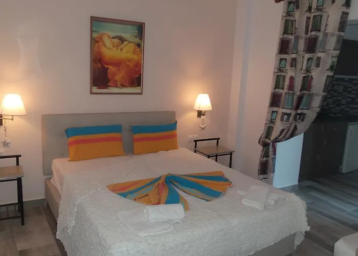 Pensión House Roula 3*