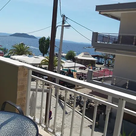 House Roula 招待所 新马尔马拉斯