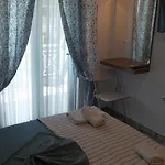 House Roula 3* 新马尔马拉斯