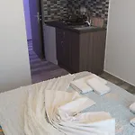 House Roula 新马尔马拉斯