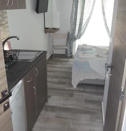 House Roula 3*
