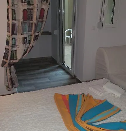 House Roula 네오스마르마라스