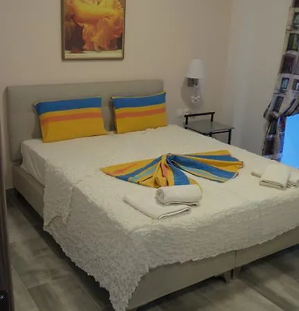 Pensión House Roula