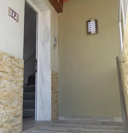 House Roula 3*