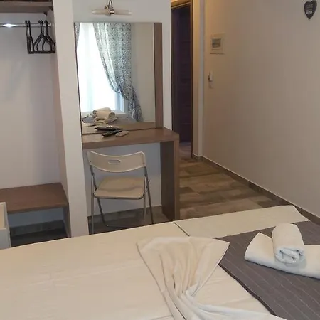 Pensión House Roula