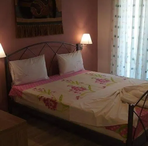 House Roula Néos Marmarás