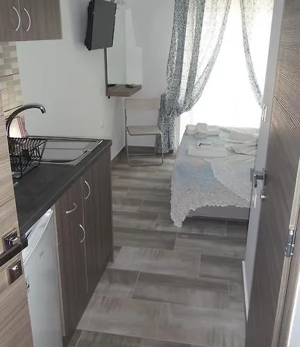 House Roula 3*